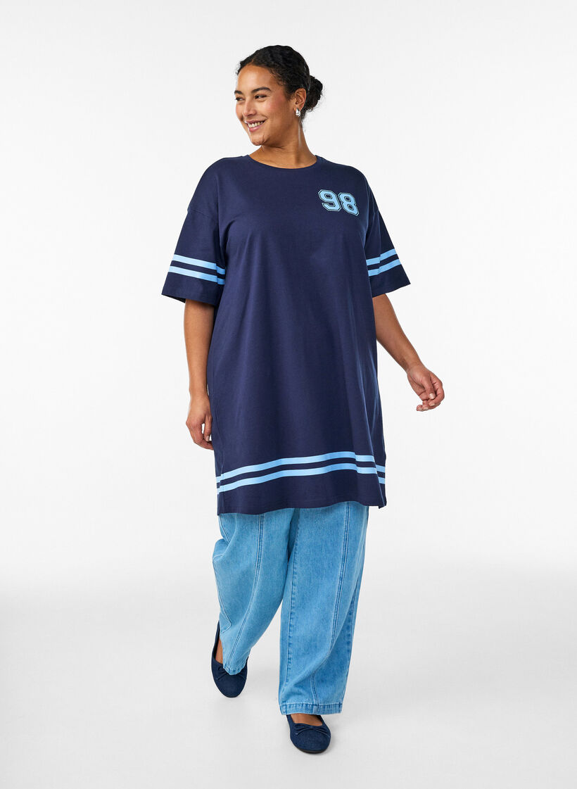 Kort t-shirtkl&auml;nning med sportiga detaljer, Bl&aring;, Model image number 1