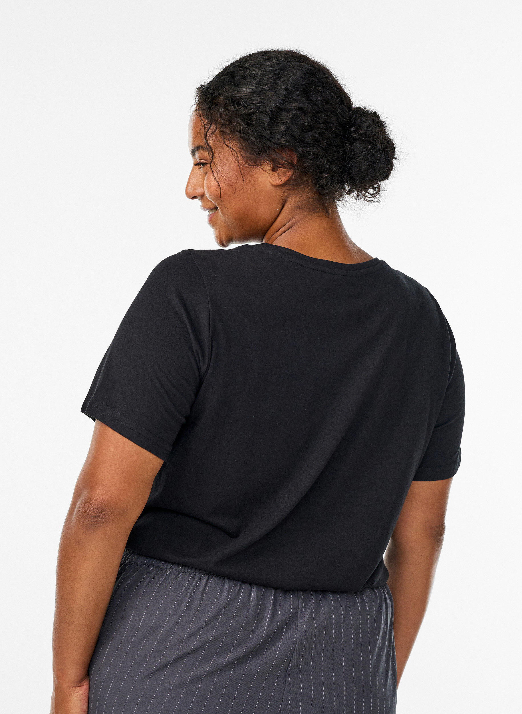 Zizzi FLASH - T-shirt med tryck, Svart, Model image number 2