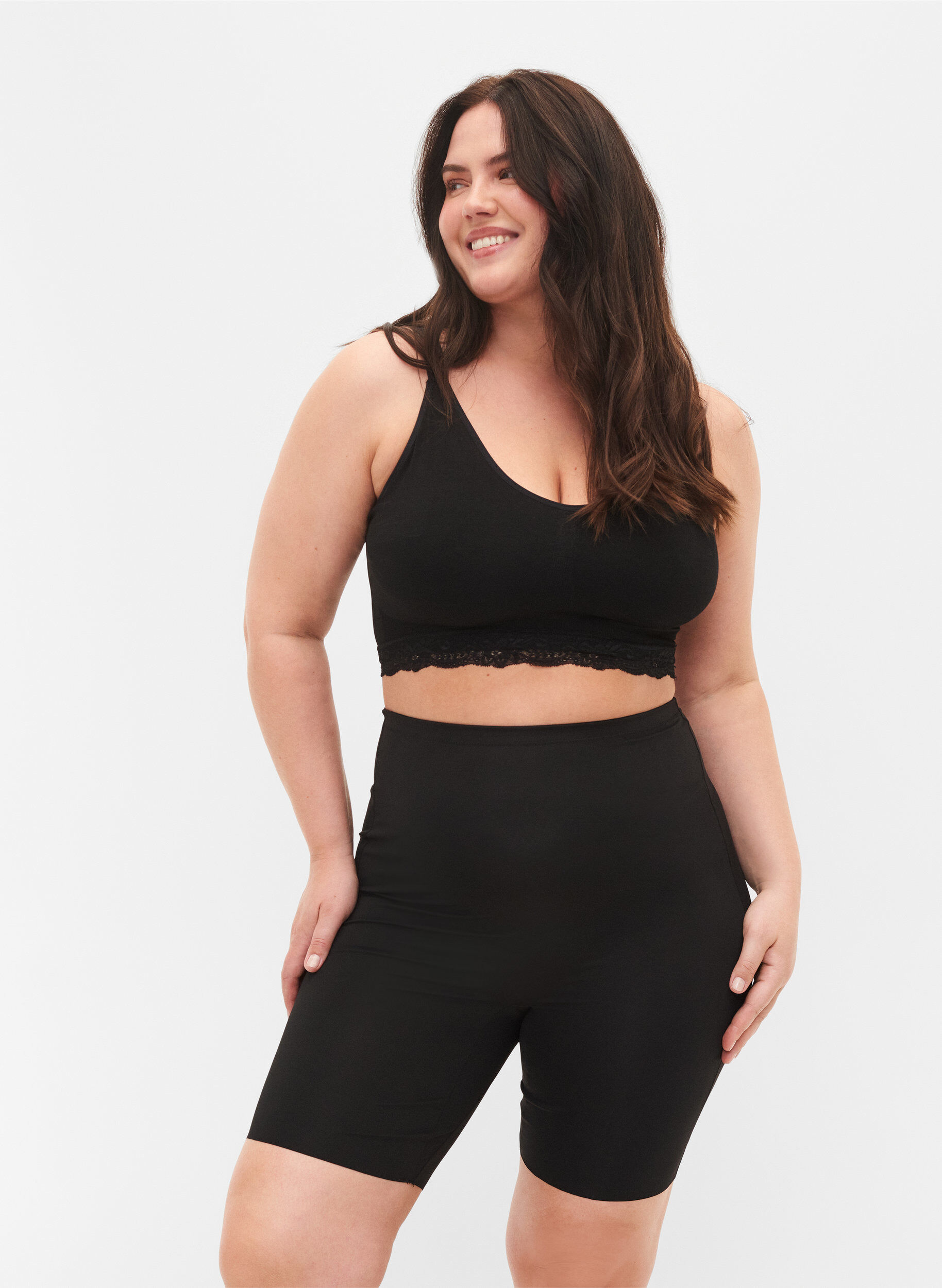 Light shapewearshorts med h&ouml;g midja, Svart, Model