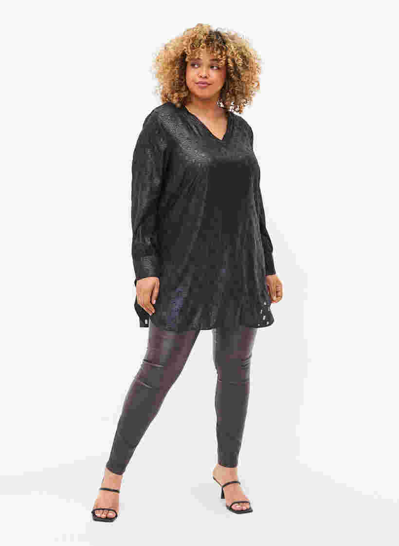 Tunika med textur, långa ärmar och v-ringning, Black, Model image number 2