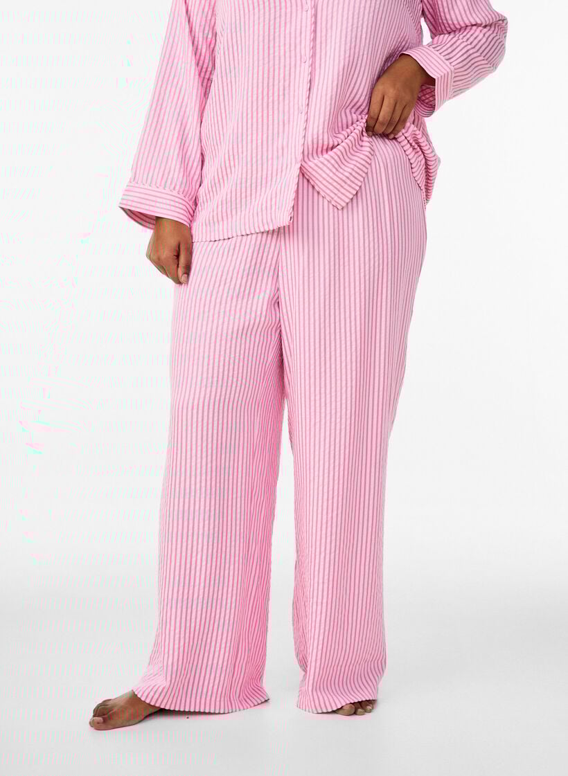 L&ouml;sa pyjamasbyxor i seersucker med h&ouml;g midja, Rosa, Model image number 2
