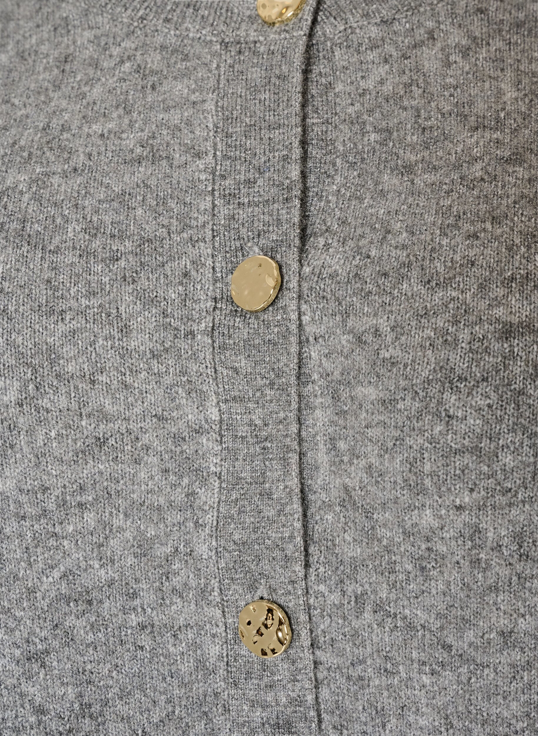 ZizziKofta i mjukt stickat med guldf&auml;rgade knappar, Gr&aring;, Packshot image number 2