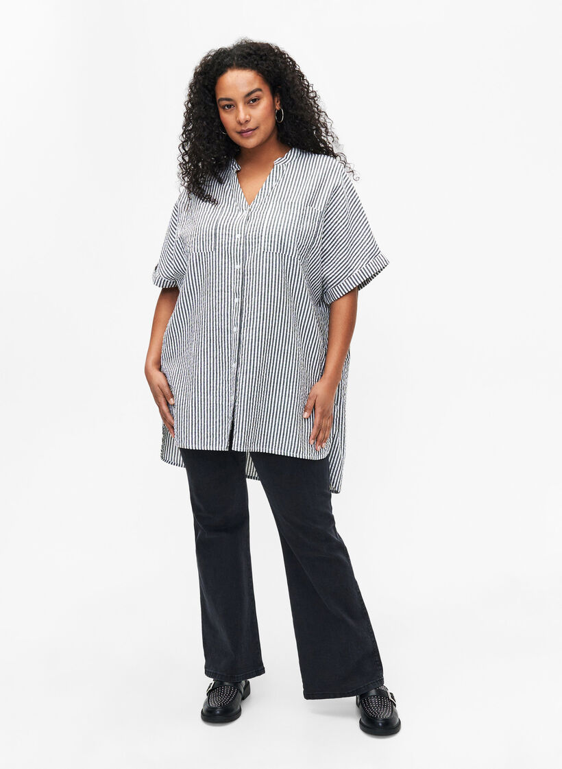 Randig skjorta med bröstfickor, White/Black Stripe, Model image number 2