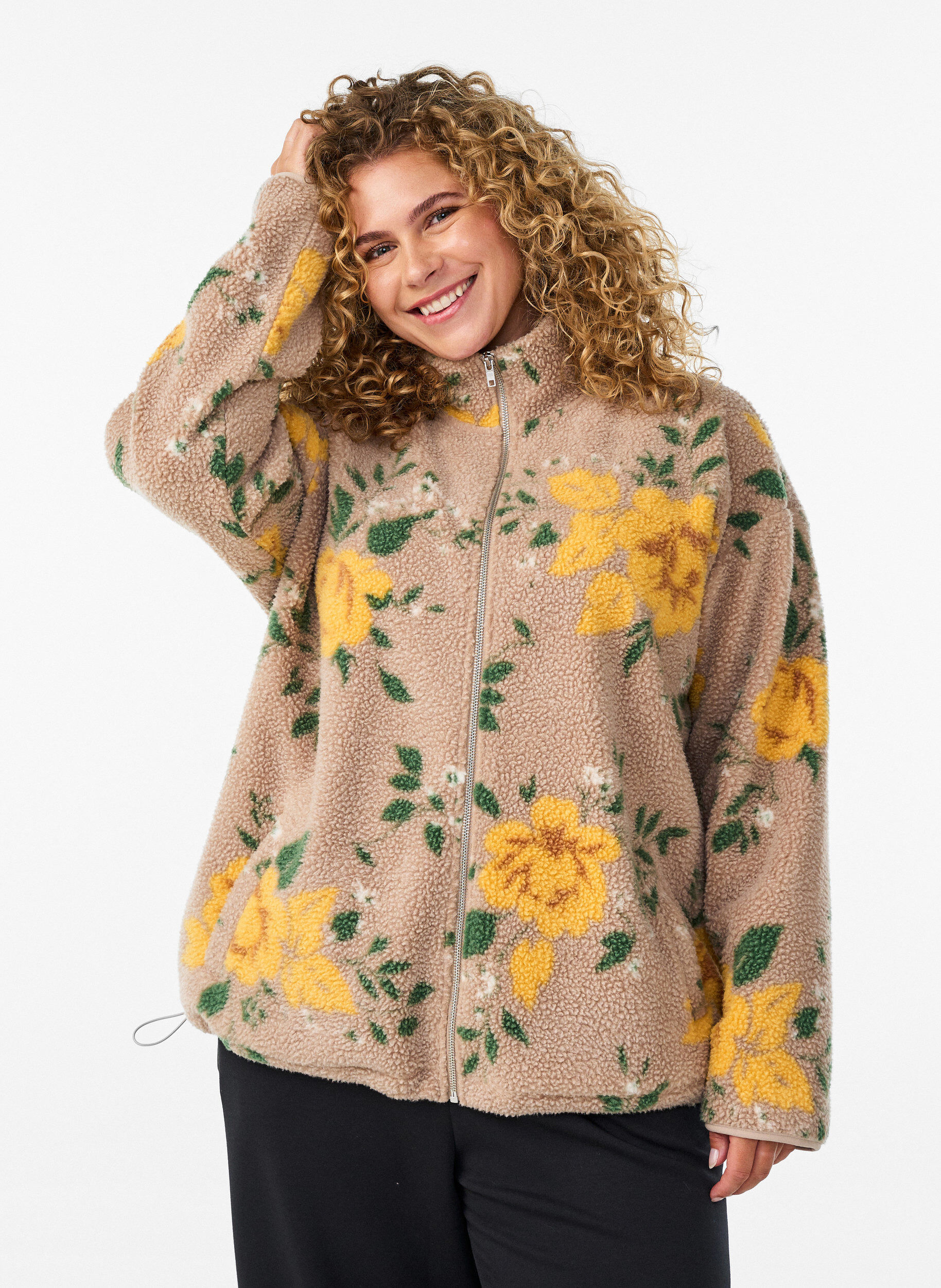 Blommig fleecejacka med h&ouml;g krage och dragkedja, Beige, Model
