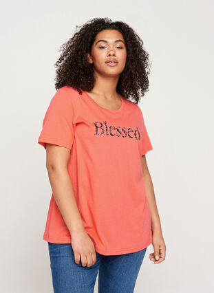 T-shirt med tryck, Living Coral BLESSED, Model image number 0
