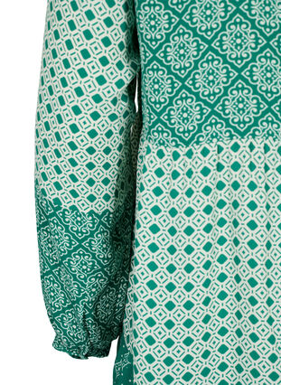 A-linjeformad klänning med mönster och skärning, Green AOP, Packshot image number 3
