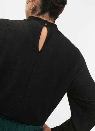 Långärmad blus i glitter med rund halsringning och V-detalj, Black Black, Model image number 2