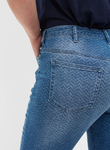Mönstrade Amy jeans med hög midja, Ethnic Pri, Model image number 2