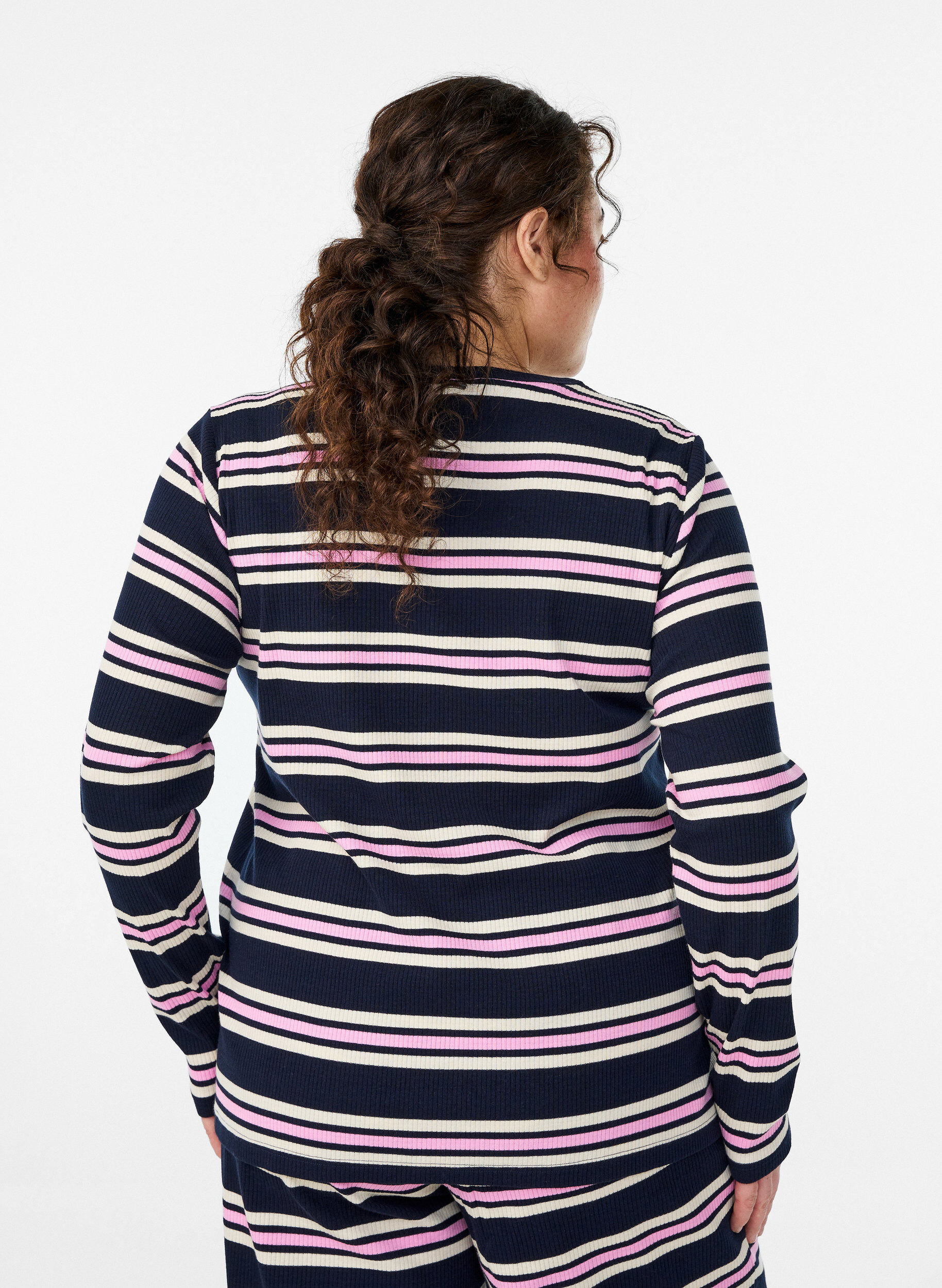 ZizziL&aring;ng&auml;rmad natt-topp i ribbad trik&aring; med r&auml;nder, Bl&aring;, Model image number 2