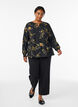 L&aring;ng&auml;rmad blus med blomm&ouml;nster, Svart, Model image number 1