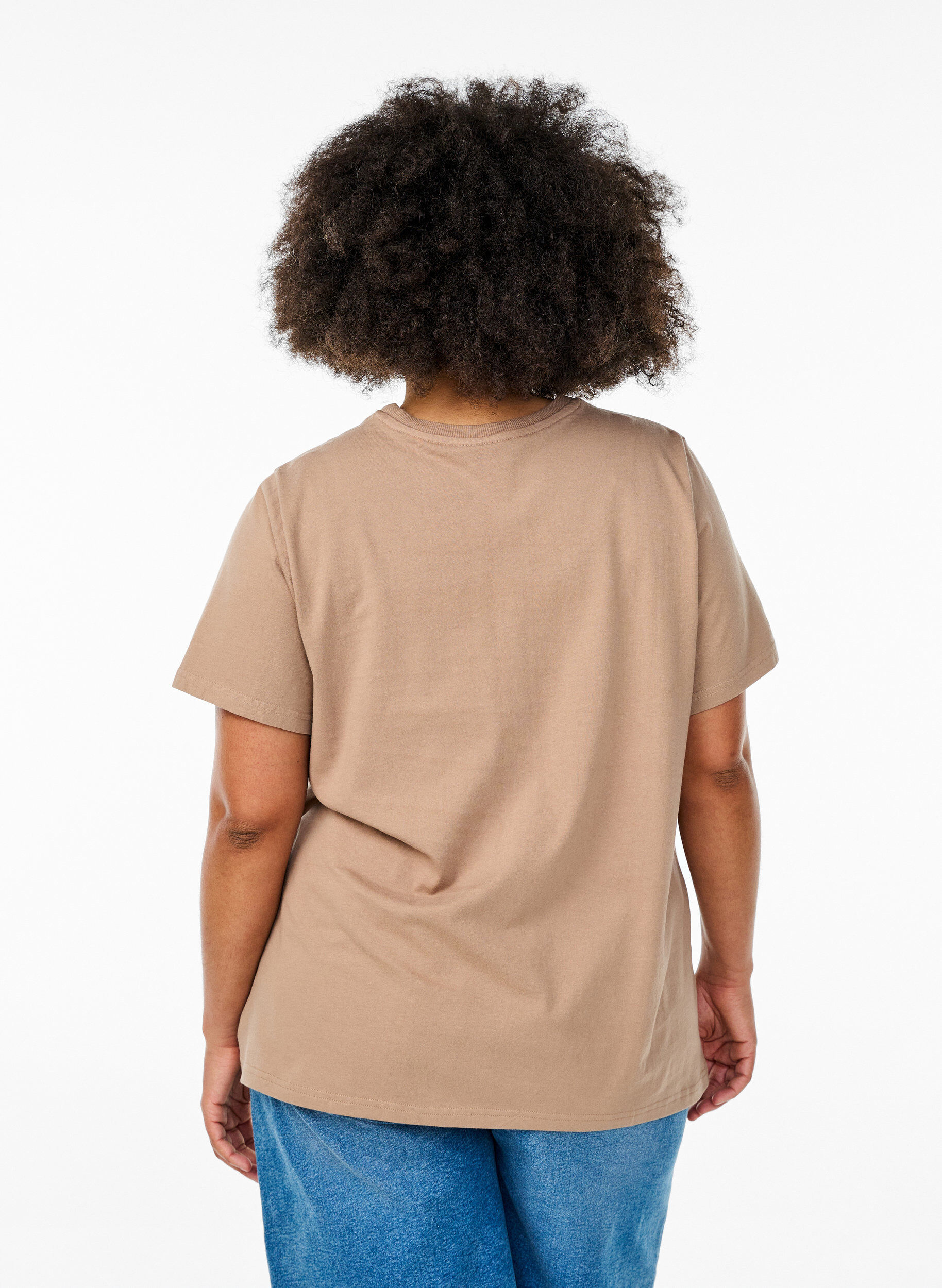 Zizzi T-shirt i ekologisk bomull med statementtryck, Beige, Model image number 2
