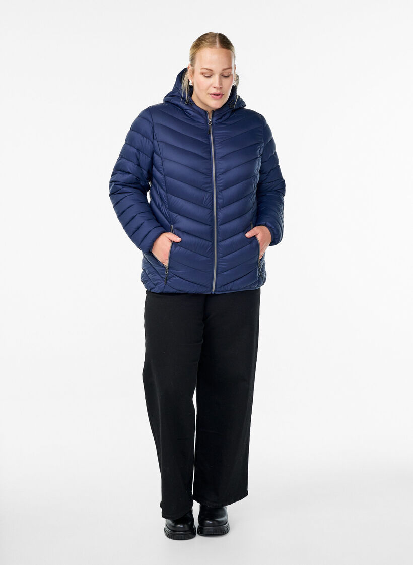 L&auml;ttviktsjacka med huva, Bl&aring;, Model image number 1