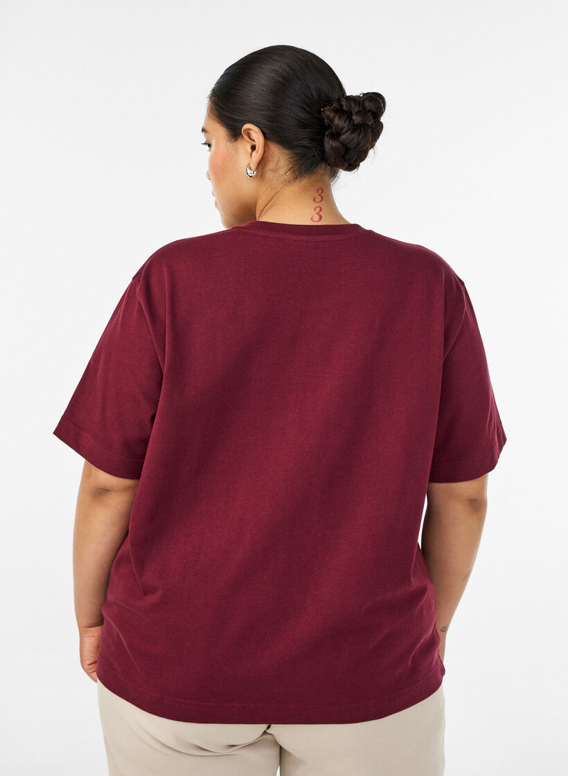 Boxig t-shirt i bomull, R&ouml;d, Model image number 2
