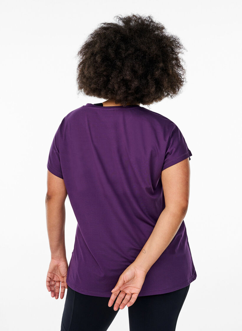 Enf&auml;rgad tr&auml;nings-T-shirt, Lila, Model image number 2