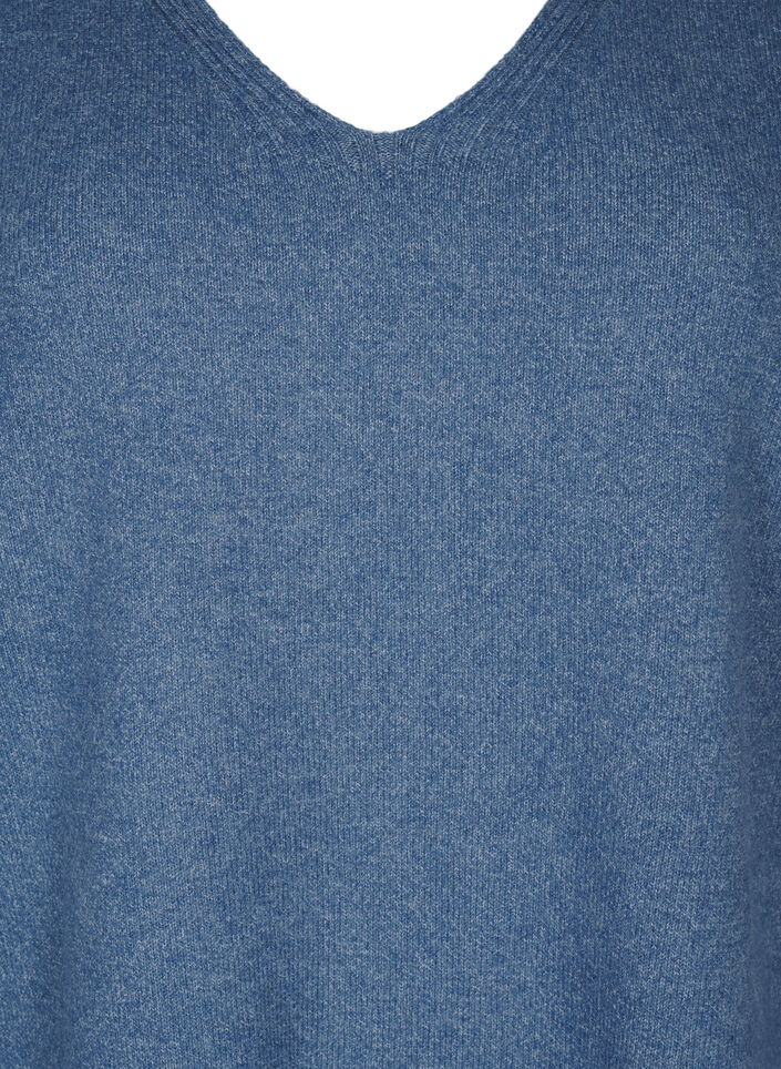 Stickad blus med V-ringning, Bering S. White Mel., Packshot image number 2