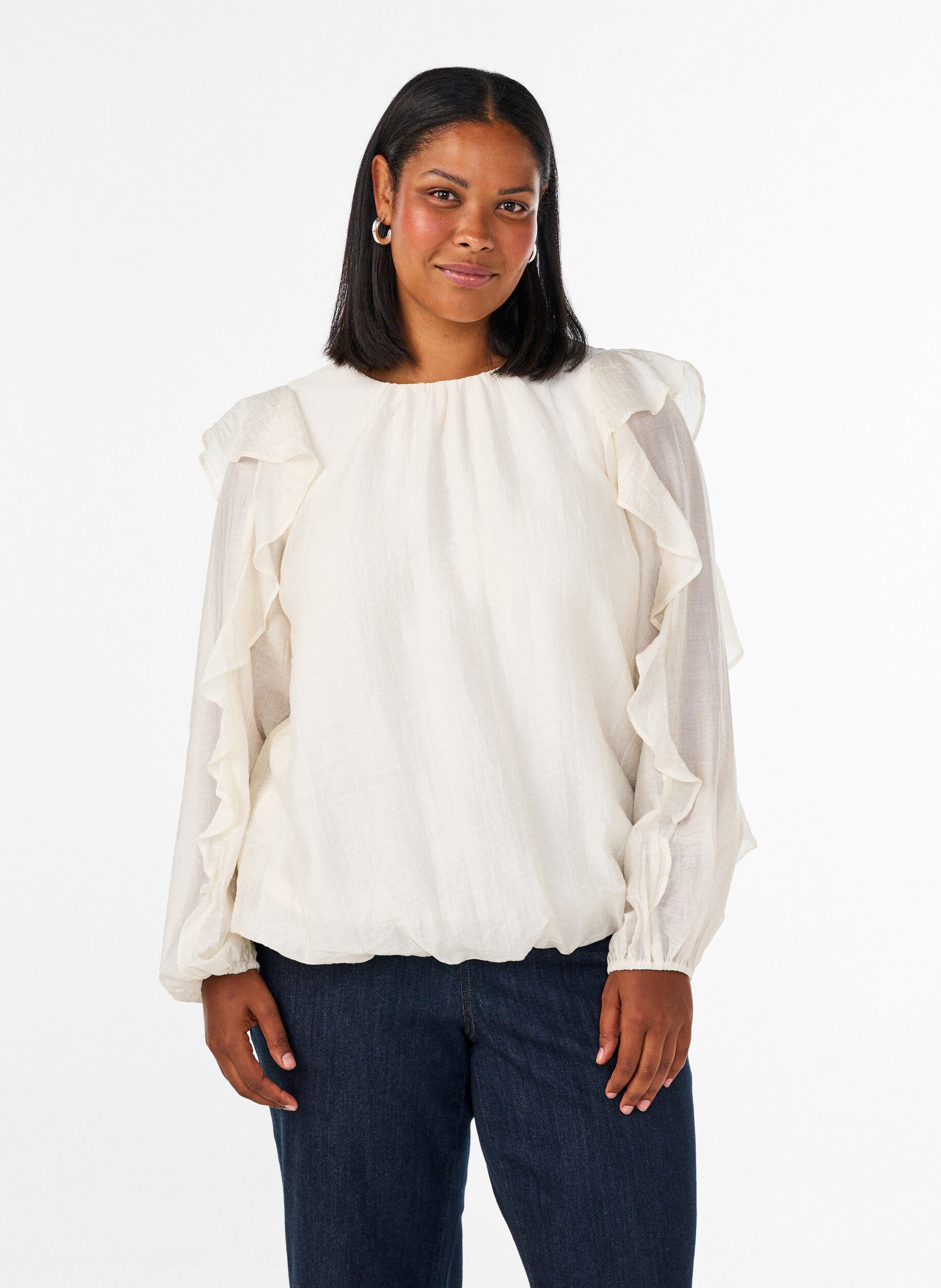 Blus med volanger och ballongform, Vanilla, Model