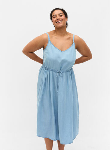 Midiklänning med smock och justerbar midja, Light blue denim, Model image number 0