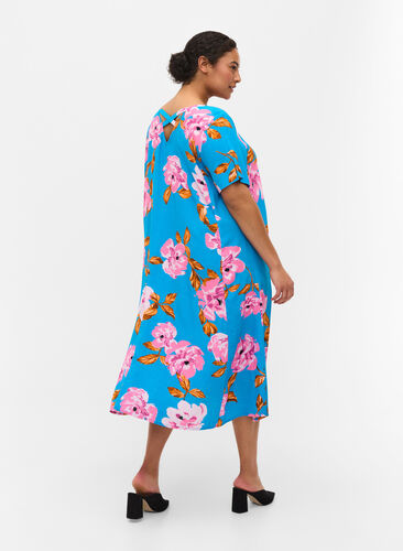 Midiklänning i viskos med blommigt mönster, Blue Pink Flower, Model image number 1