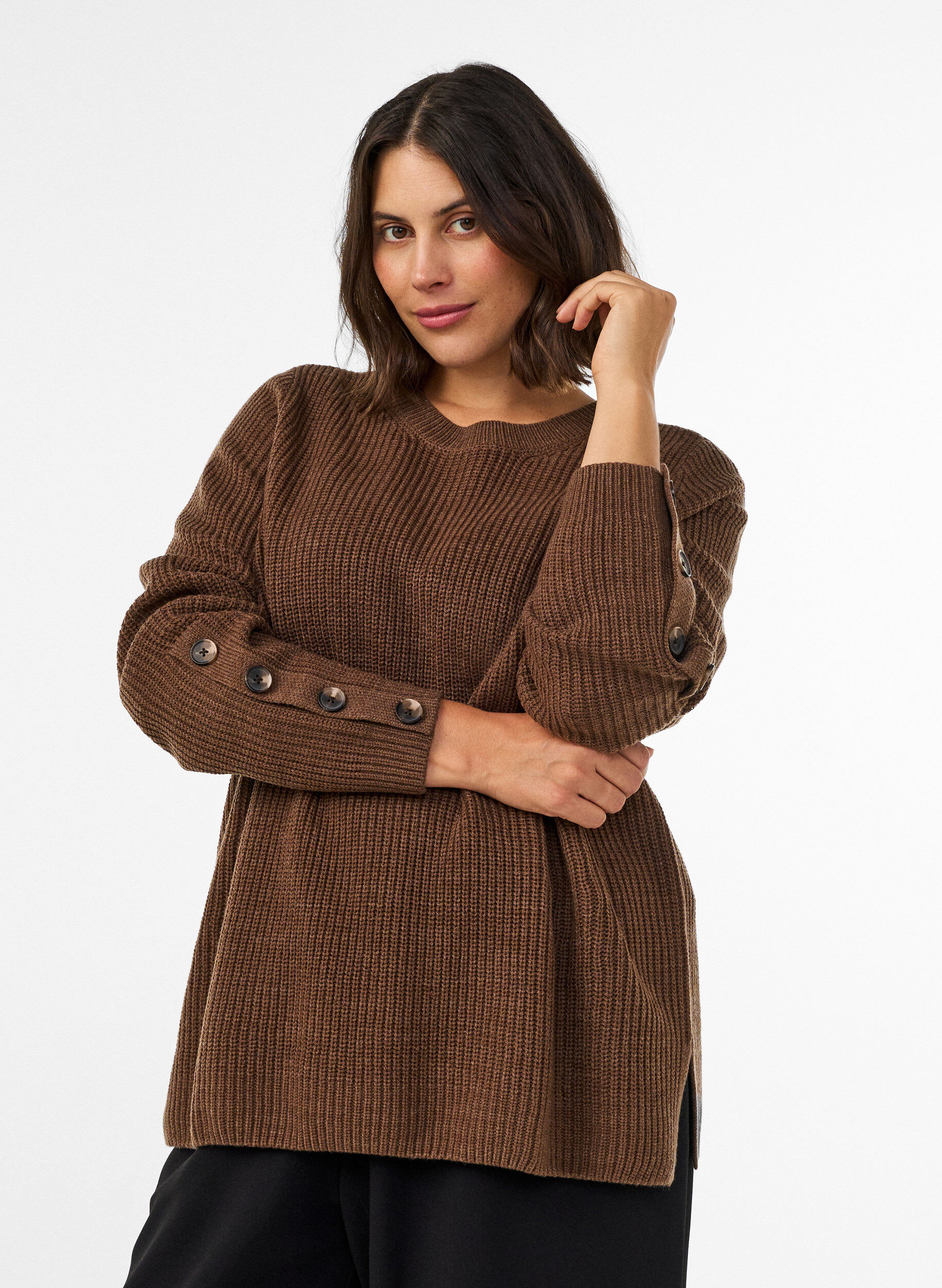ZizziStickad blus med ribbstruktur och knappdetaljer, Brun, Model image number 0