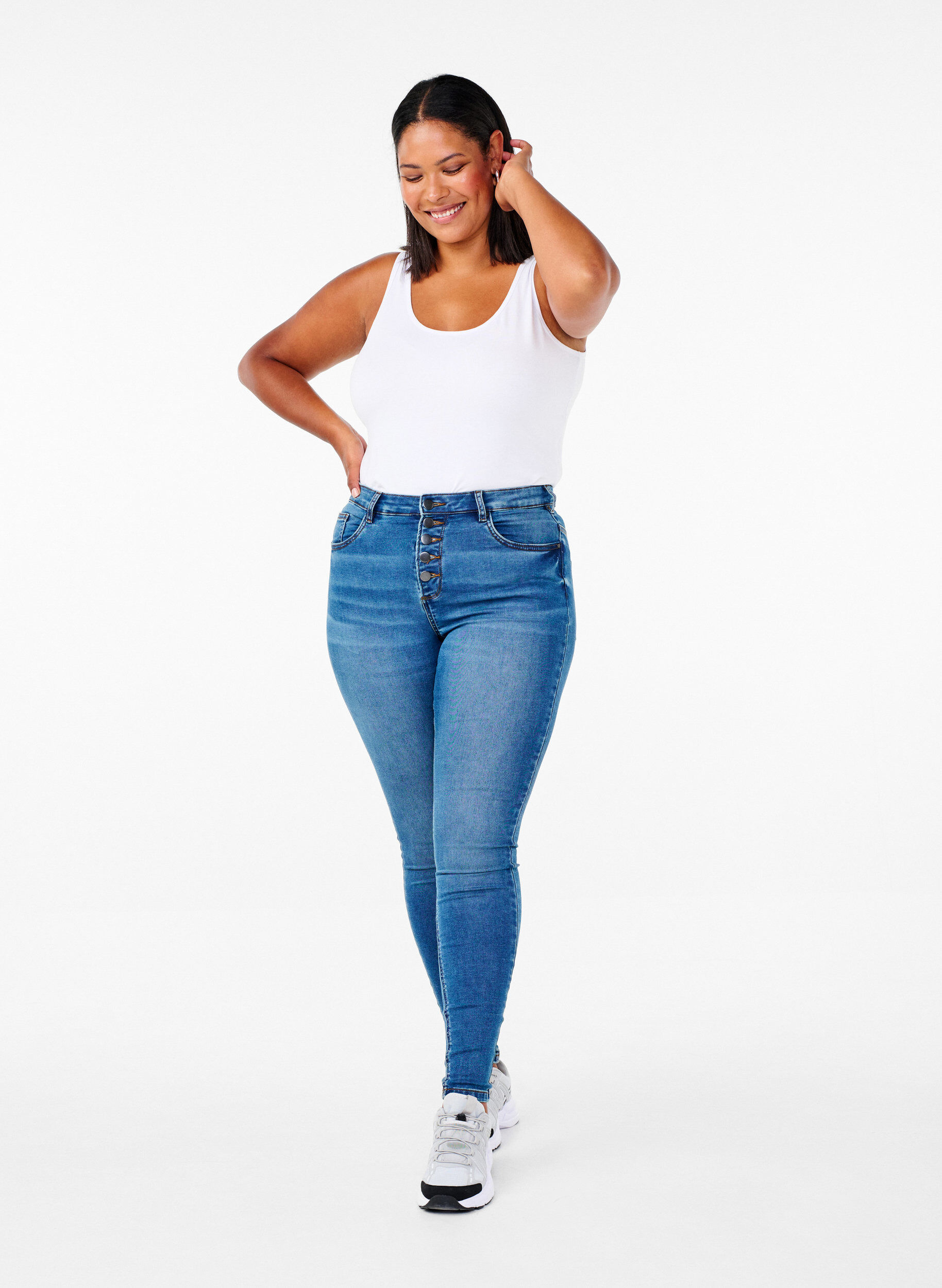 Zizzi Amy-jeans med h&ouml;g midja och knappst&auml;ngning, Blue Denim, Model image number 0