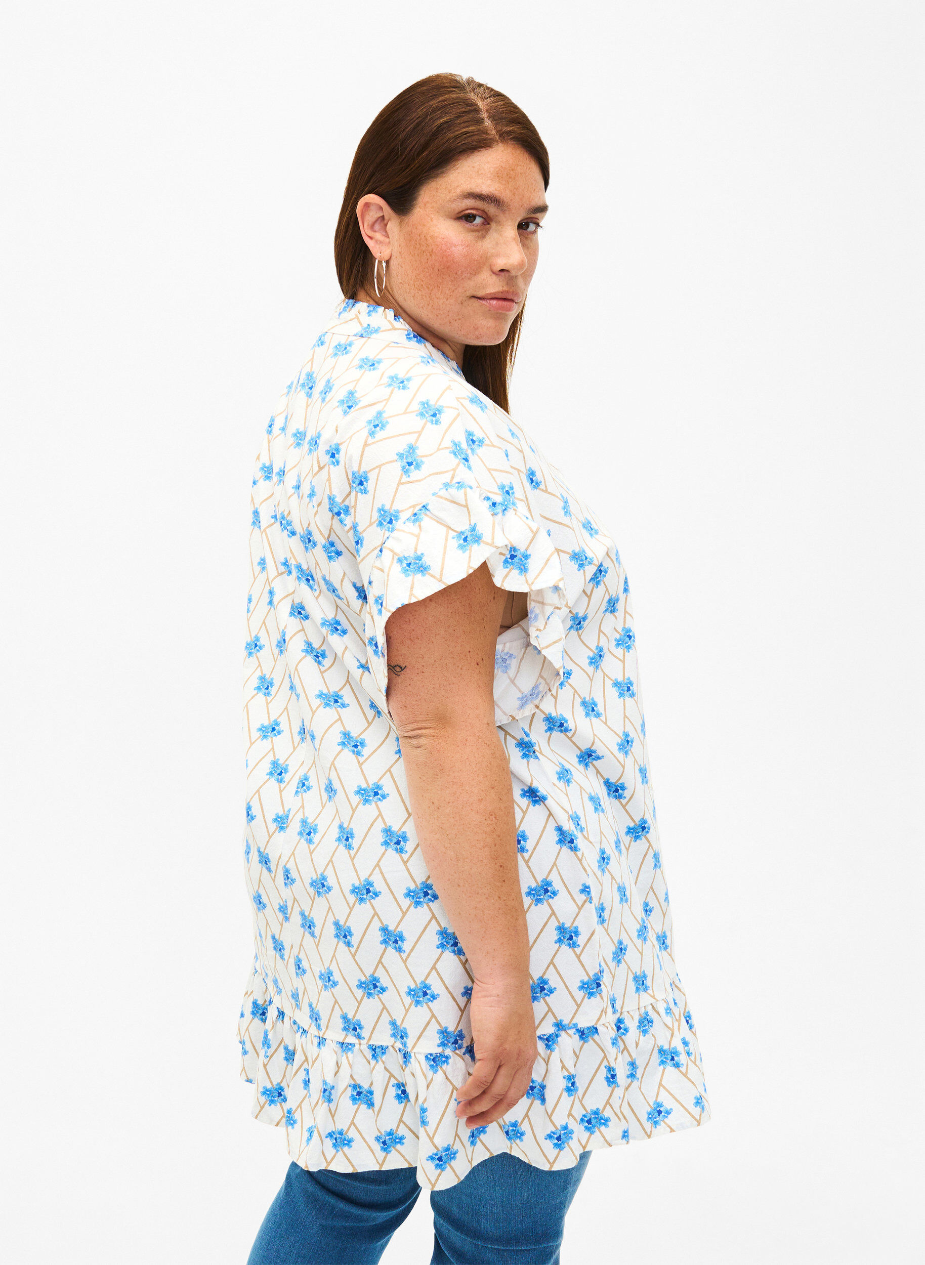 Zizzi Blommig bomullstunika, Snow White Flower, Model image number 1