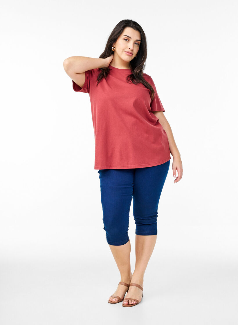 Enkel t-shirt i bomull med rund halsringning, R&ouml;d, Model image number 1