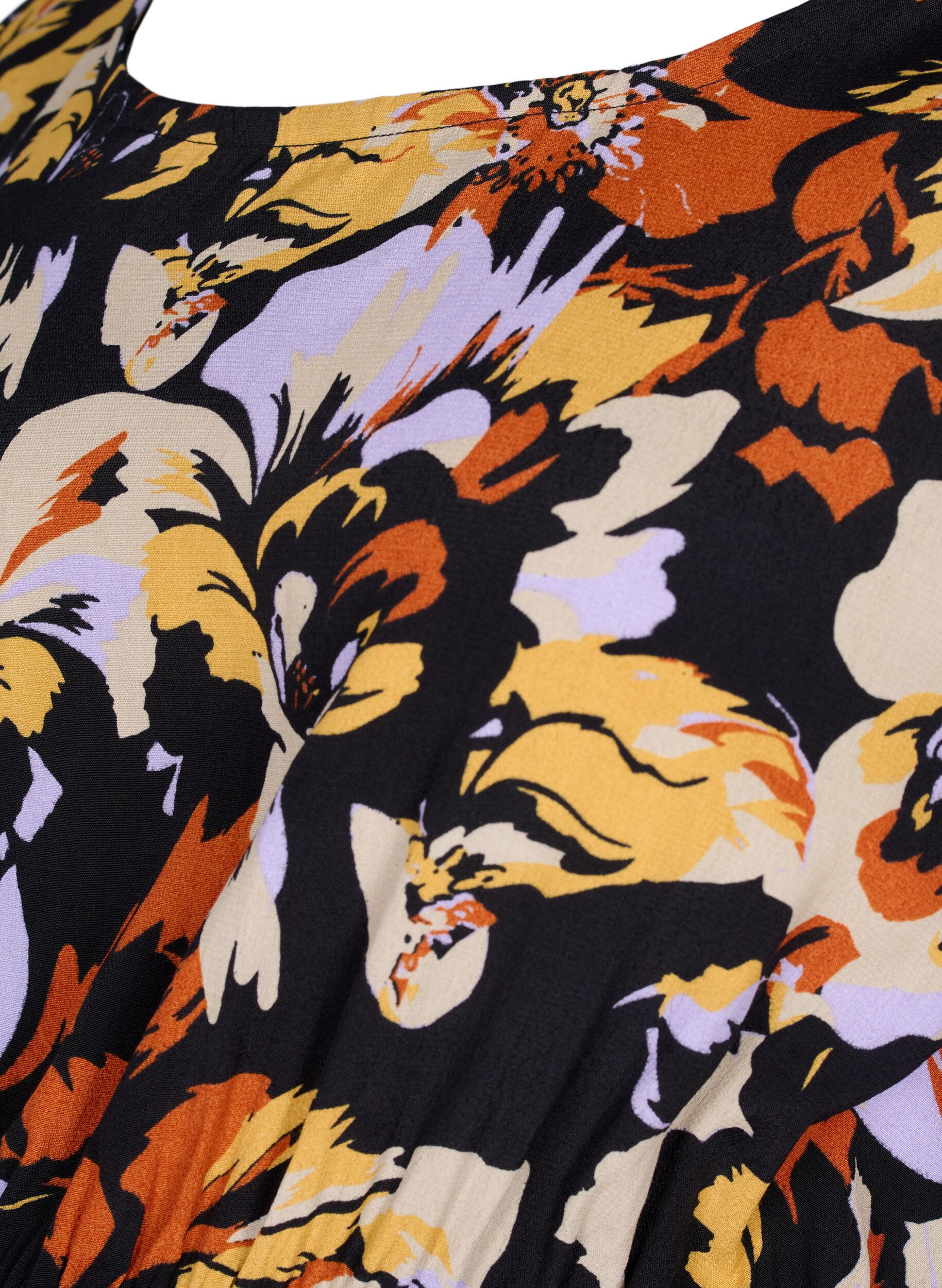 Zizzi Gravidblus i viskos med blommigt m&ouml;nster, Black Flower AOP, Packshot image number 2