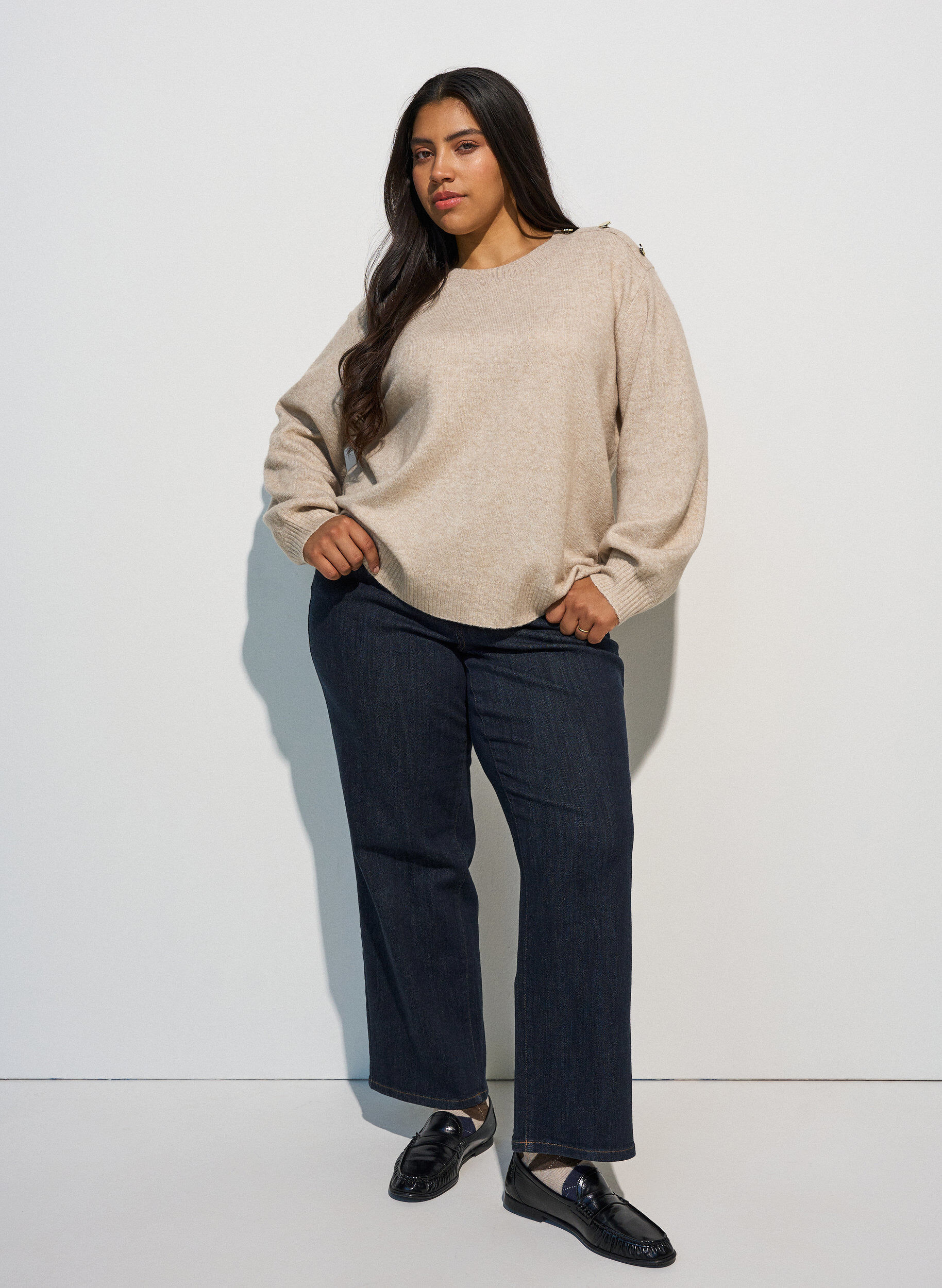 ZizziStickad blus med knappdetalj, Beige, Model image number 1