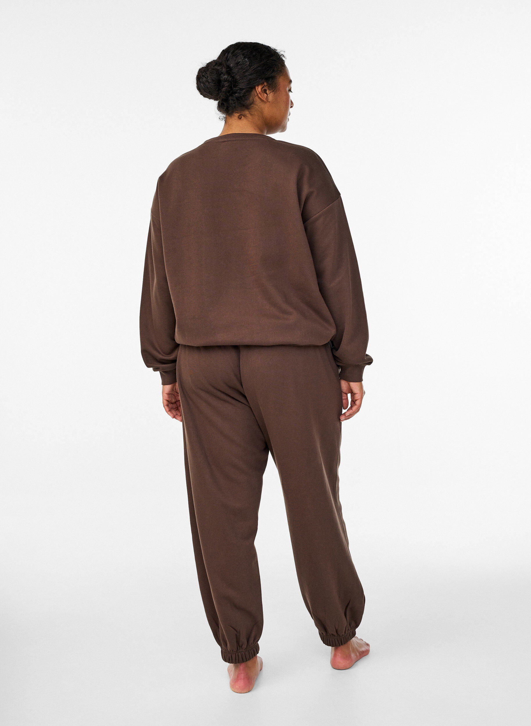 ZizziSweatpants med h&ouml;g midja och fickor, Brun, Model image number 1