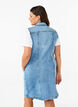 Ärmlös denimklänning med råa kantdetaljer, Light Blue Denim, Model image number 1