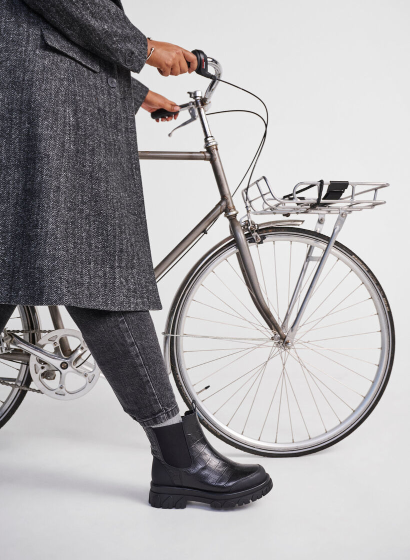 Wide fit – Croco Chelsea-stövel i läder, Black, Image image number 0