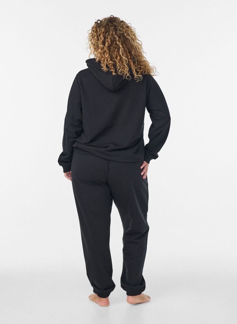 Tr&ouml;ja med huva och tryck, Svart, Model image number 2