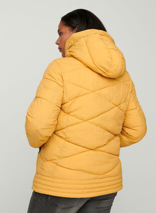 Vindtät jacka med huva och fickor, Spruce Yellow, Model image number 1