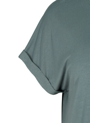 T-shirt i viskosmix med rund hals, Balsam Green, Packshot image number 2