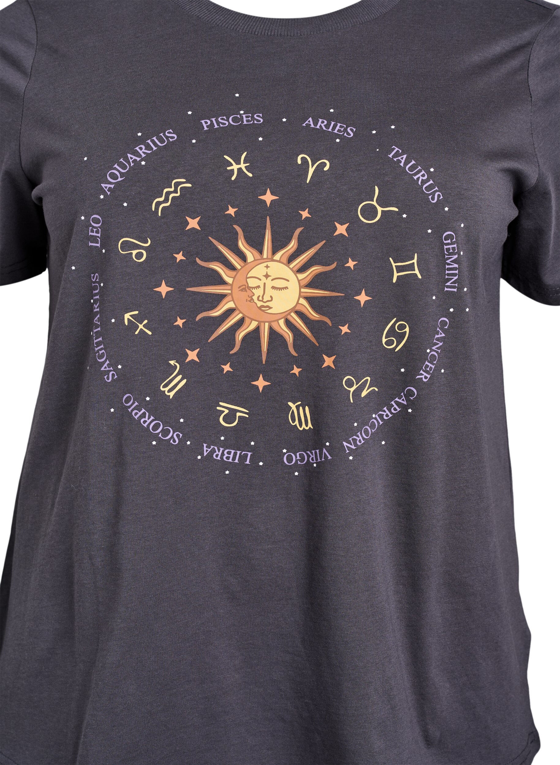 Zizzi T-shirt i bomull med tryck framtill, Gr&aring;, Packshot image number 2