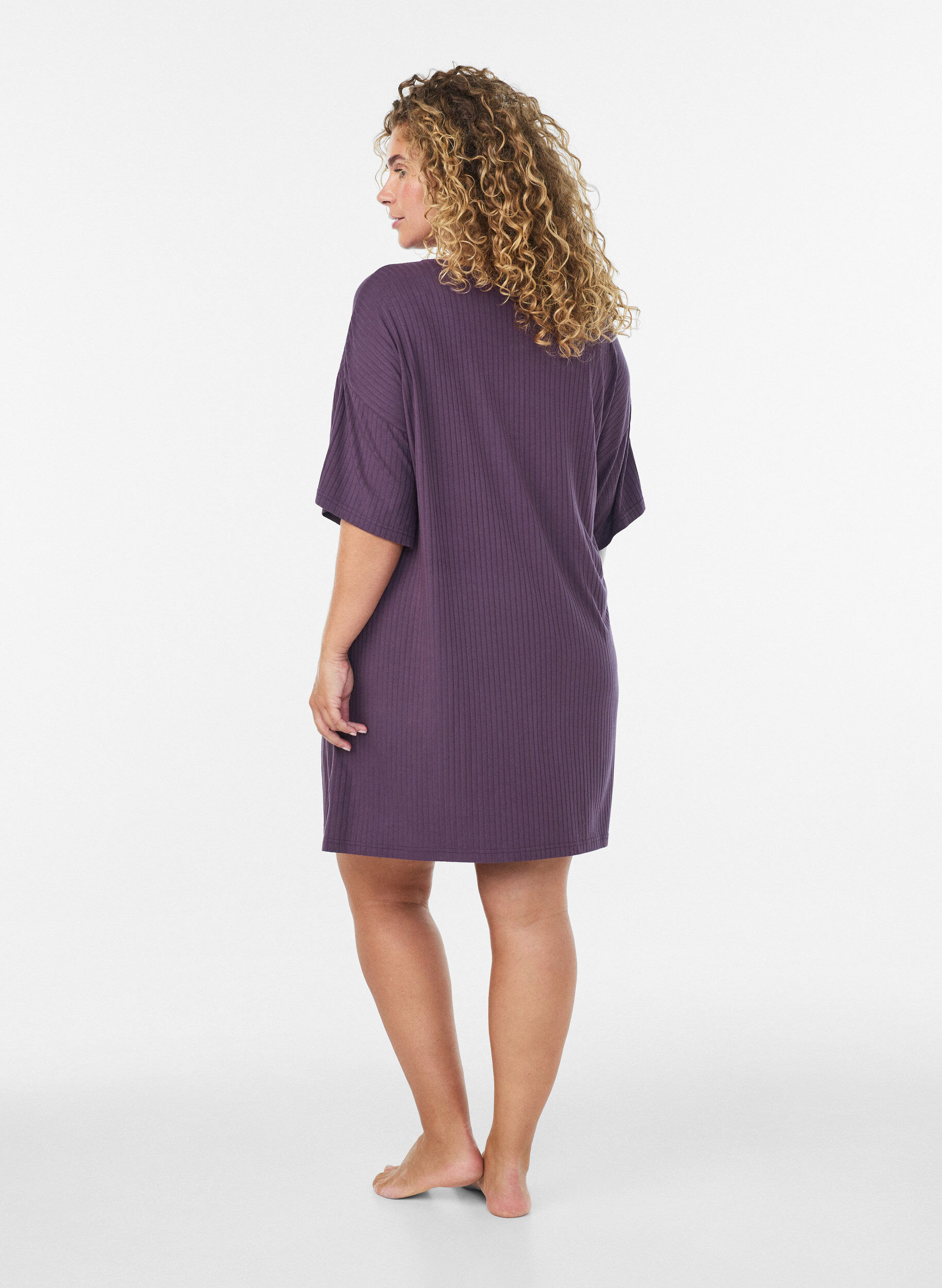 ZizziNattlinne i viskosjersey med ribbad textur, Lila, Model image number 2