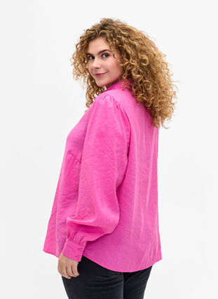 Långärmad skjorta i TENCEL™ Modal, Phlox Pink, Model image number 1