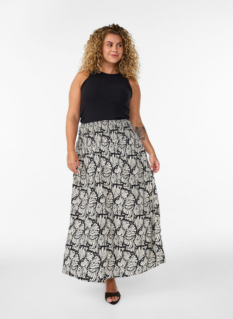 Maxikjol i viskos med smock, Svart, Model image number 0