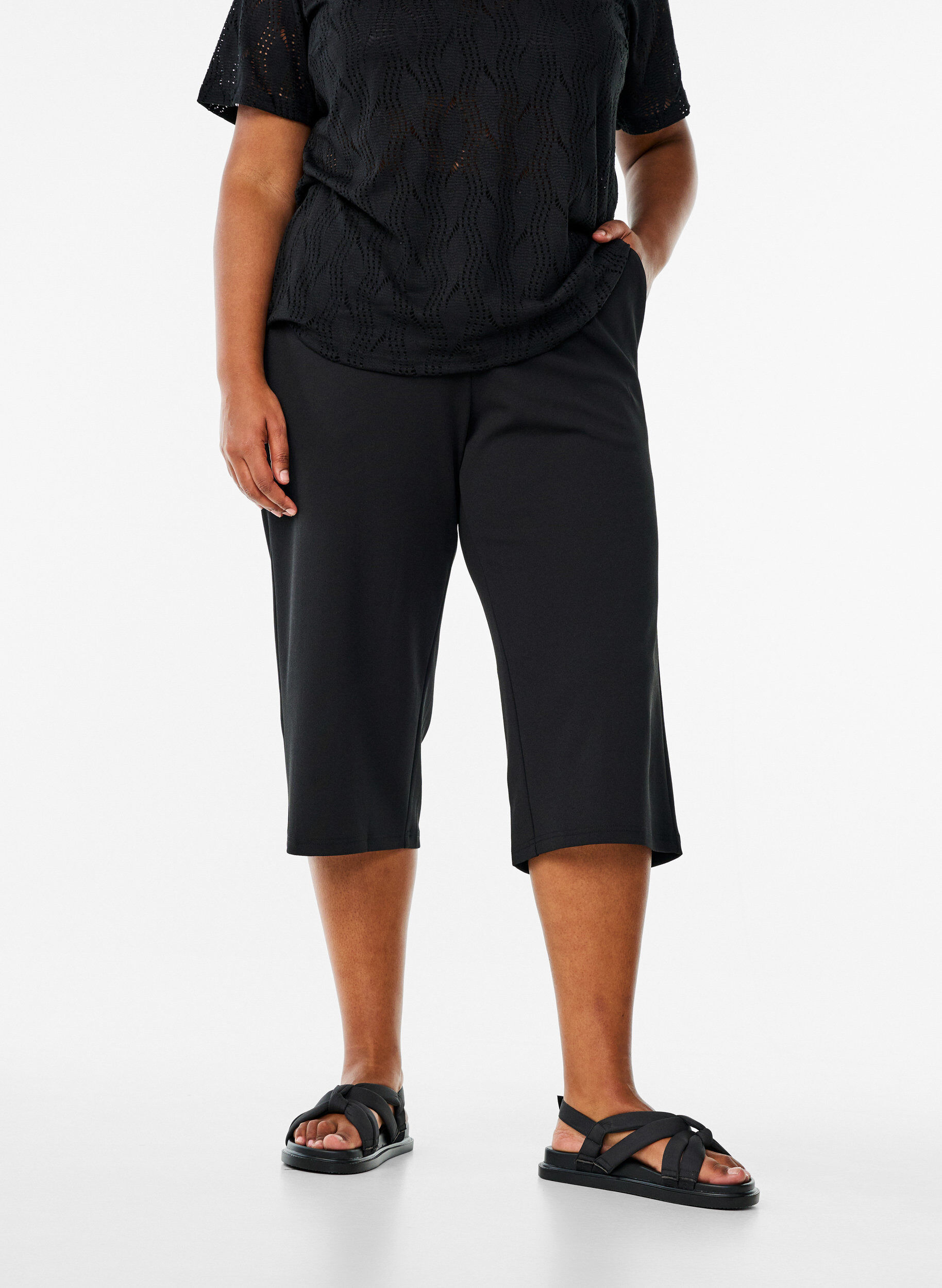 Zizzi FLASH - H&ouml;gmidjade knickers med l&ouml;s passform, Svart, Model image number 3