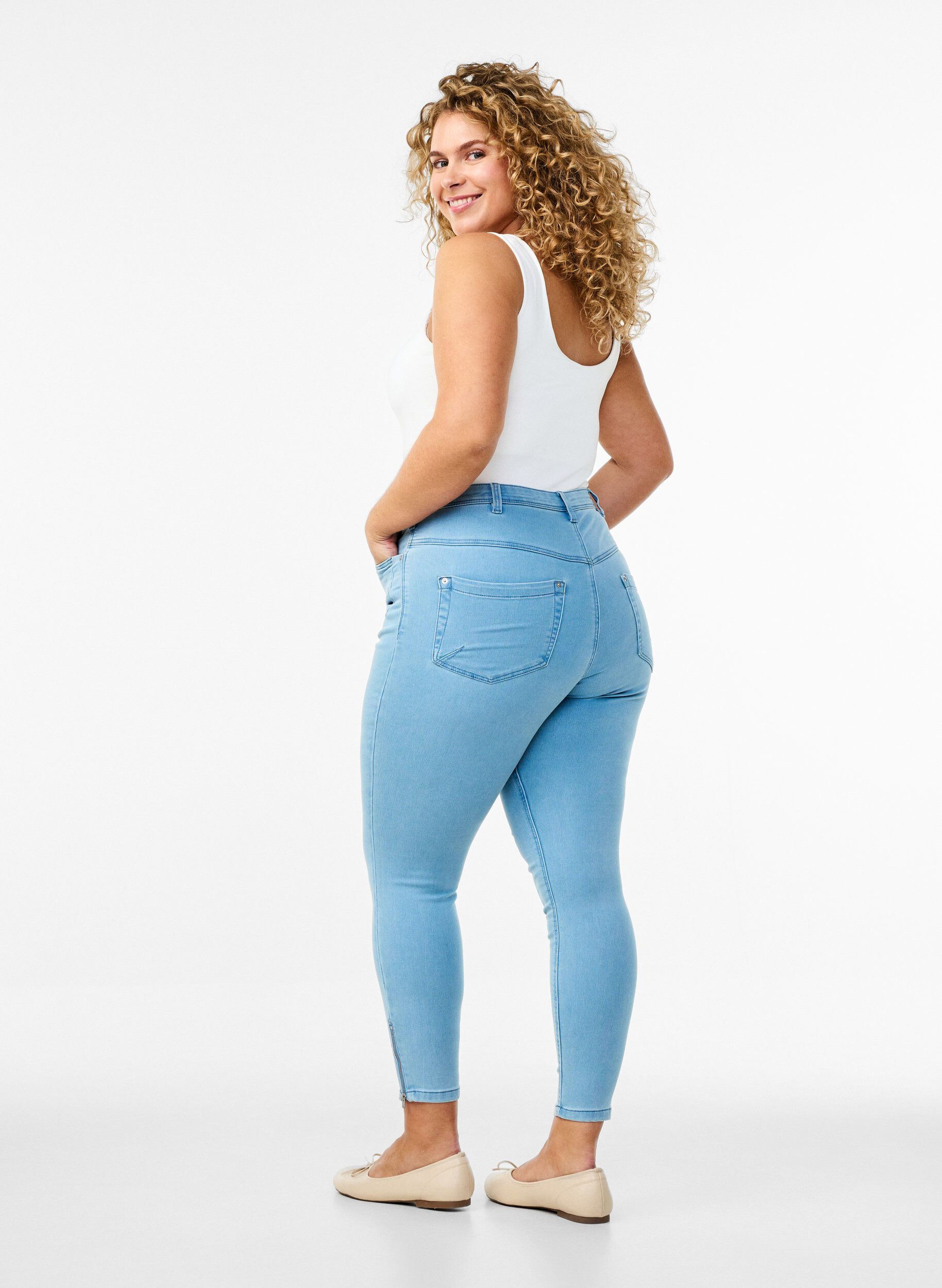 ZizziCropped Amy jeans med blixtl&aring;s, Bl&aring;, Model image number 1