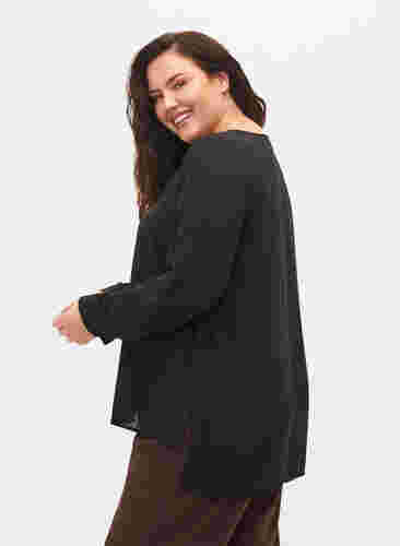 Enfärgad skjorta med V-ringning, Black, Model image number 2