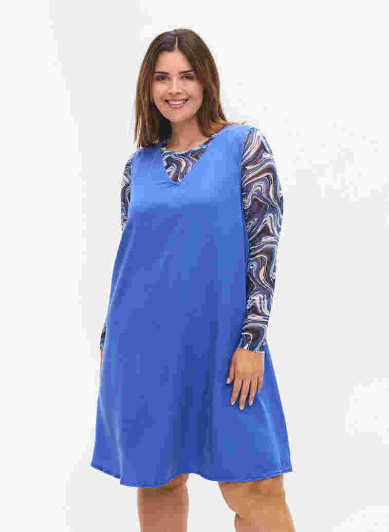 Spencerklänning med v-ringad hals, Dazzling Blue, Model image number 0