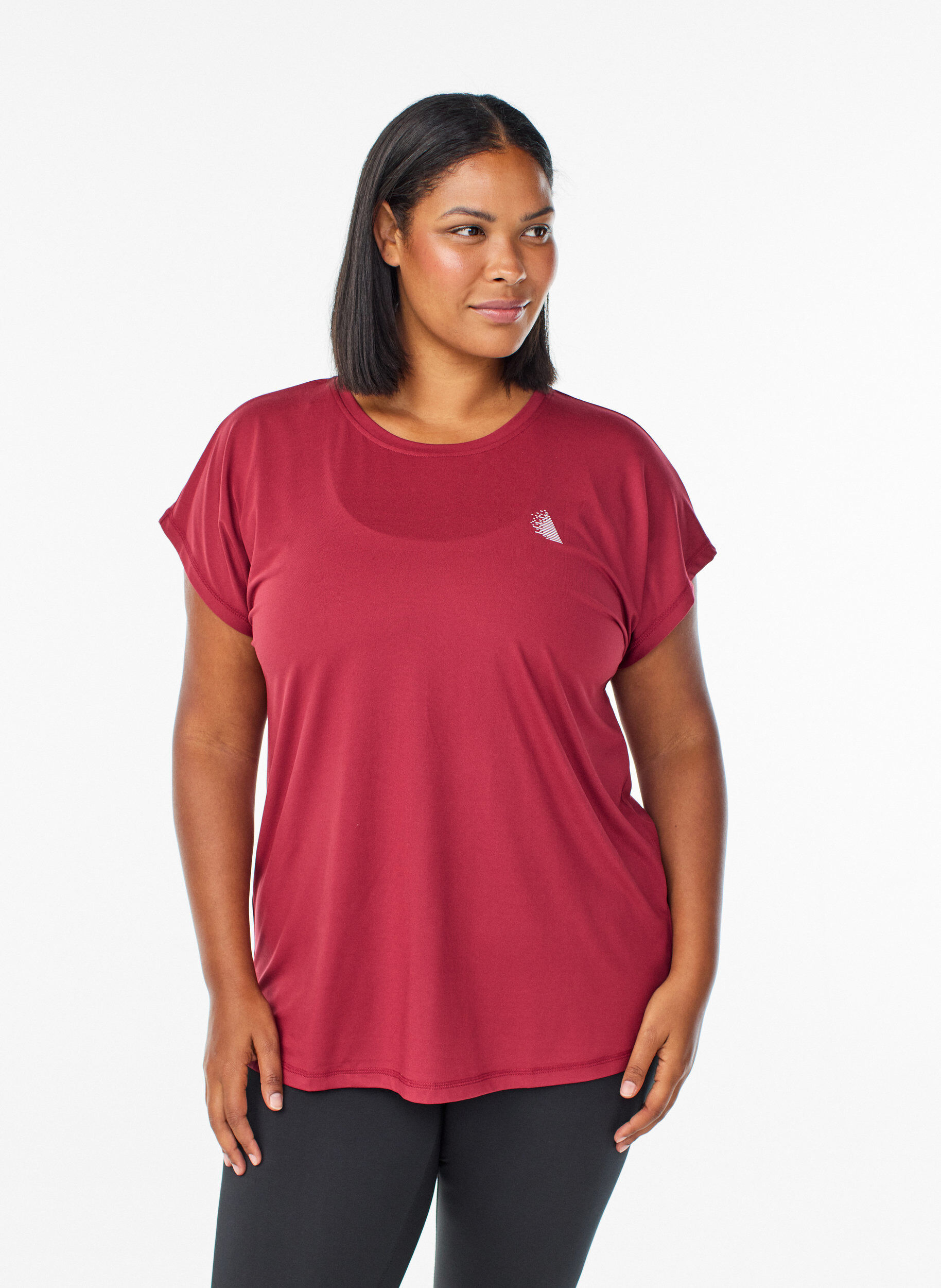 Enf&auml;rgad tr&auml;nings-T-shirt, R&ouml;d, Model