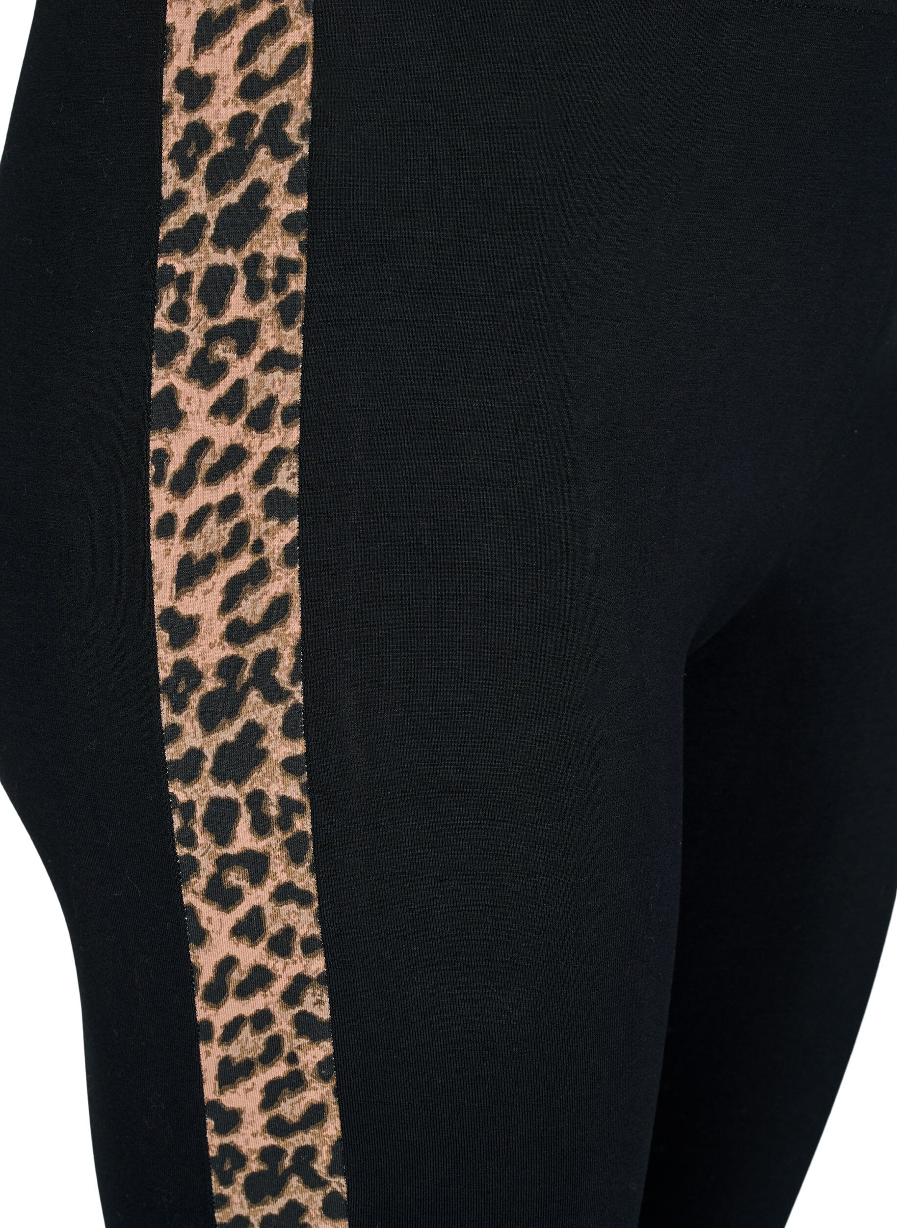Zizzi Leggings i viskos med leopardm&ouml;nstrade r&auml;nder, Black W. Leo, Packshot image number 2