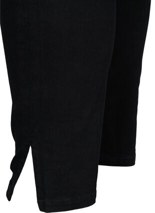 Kampanjvara – Croppade Amy jeans med slits, Black, Packshot image number 3