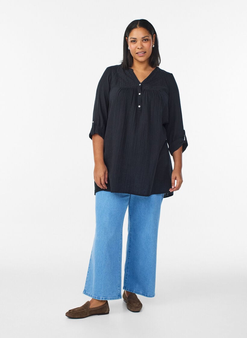 Tunika i bomullsmuslin med broderie anglaise, Svart, Model image number 1