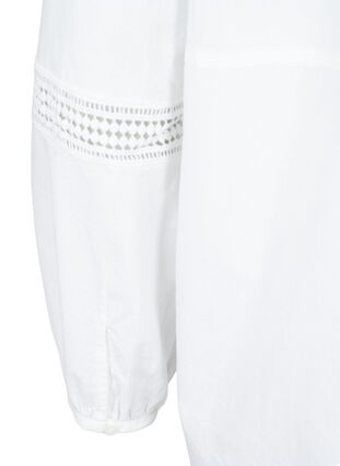 Skjortblus med volangkrage och virkat band, Bright White, Packshot image number 3