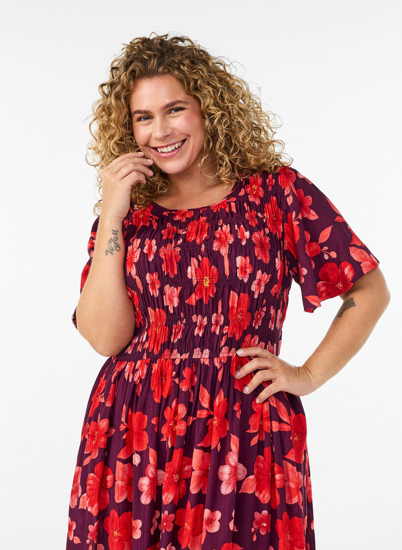 Kl&auml;nning med smock och blommigt m&ouml;nster, Lila, Model image number 2