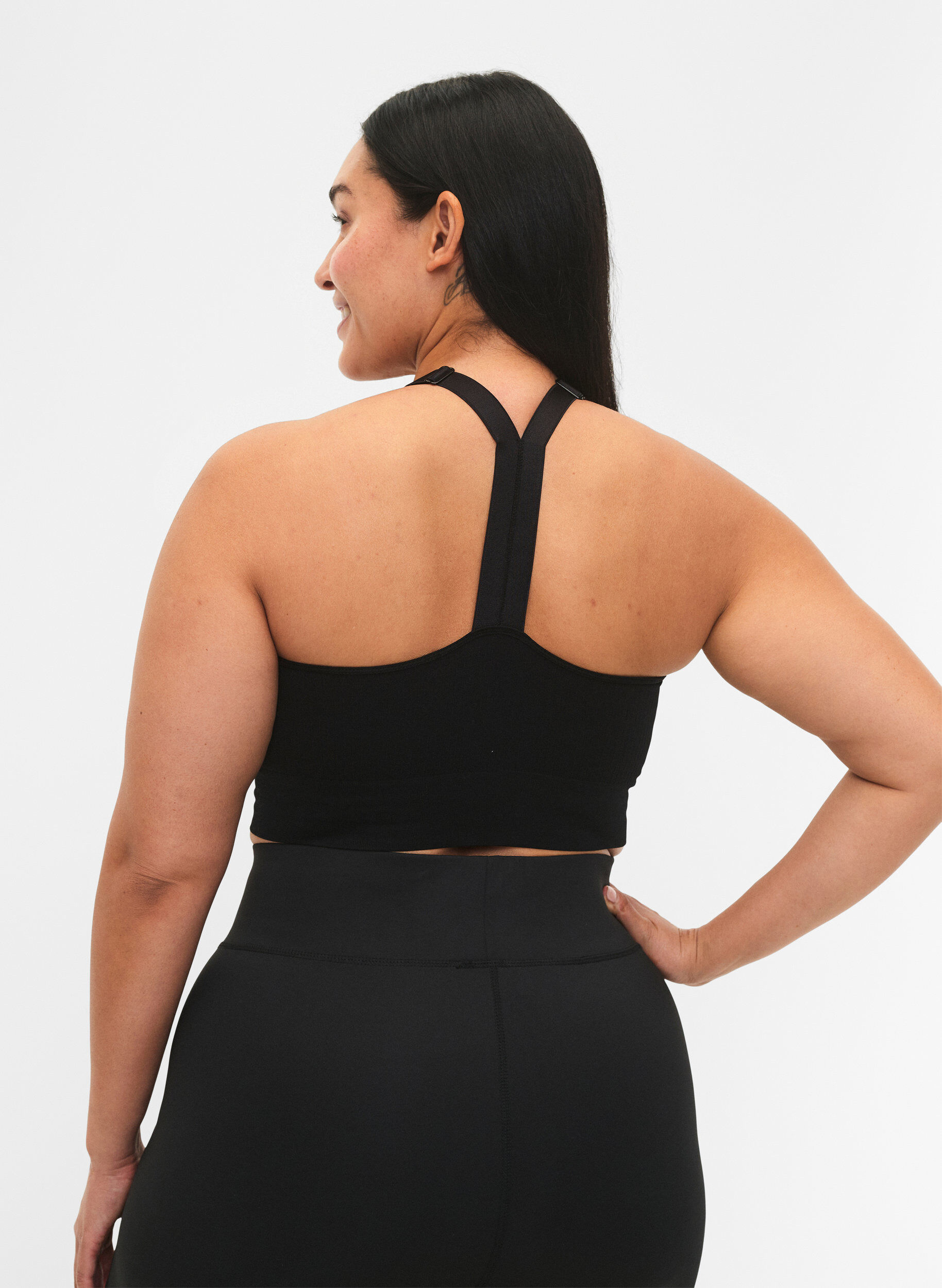 Zizzi Seamless sport-bh i ribbat material, Black, Model image number 1