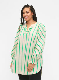 Randig tunika i bomull med smock och volanger, Beige Green Stripe, Model